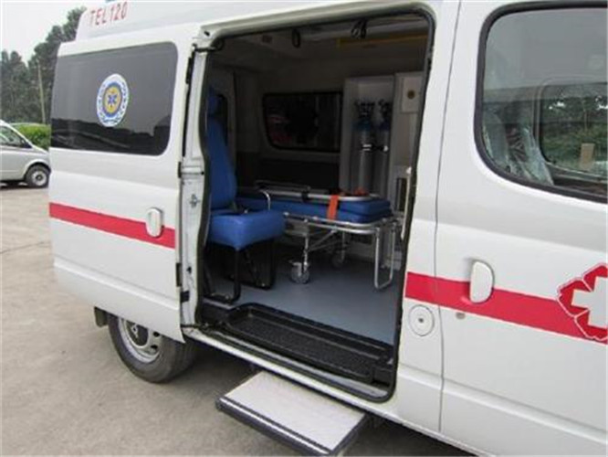 陇川救护车出租服务案例7