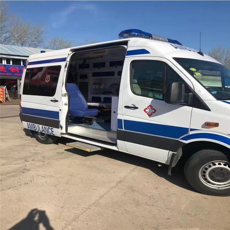 陇川私人长途救护车出租转院回家