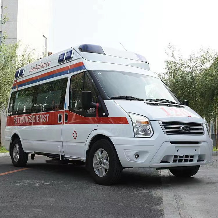 陇川行动不便者长途救护车租赁:安全转运的核心注意事项